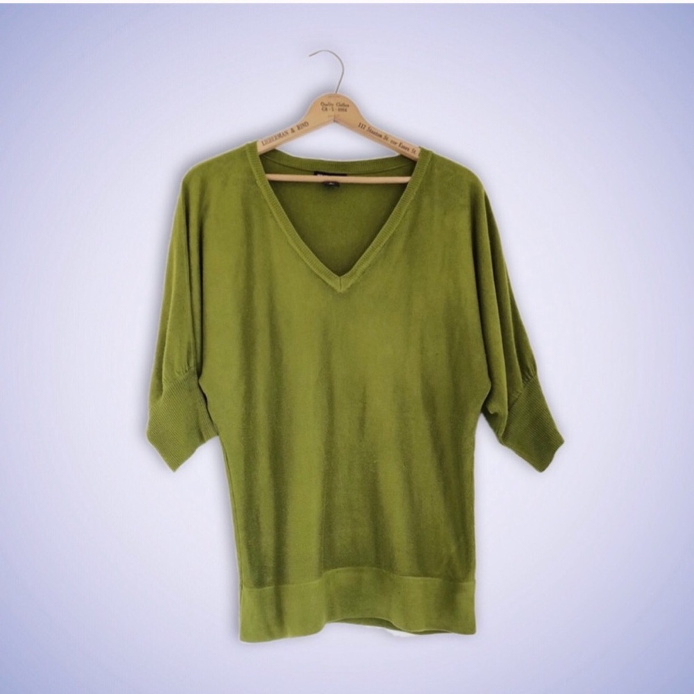 Pea Green New York and Company sweater